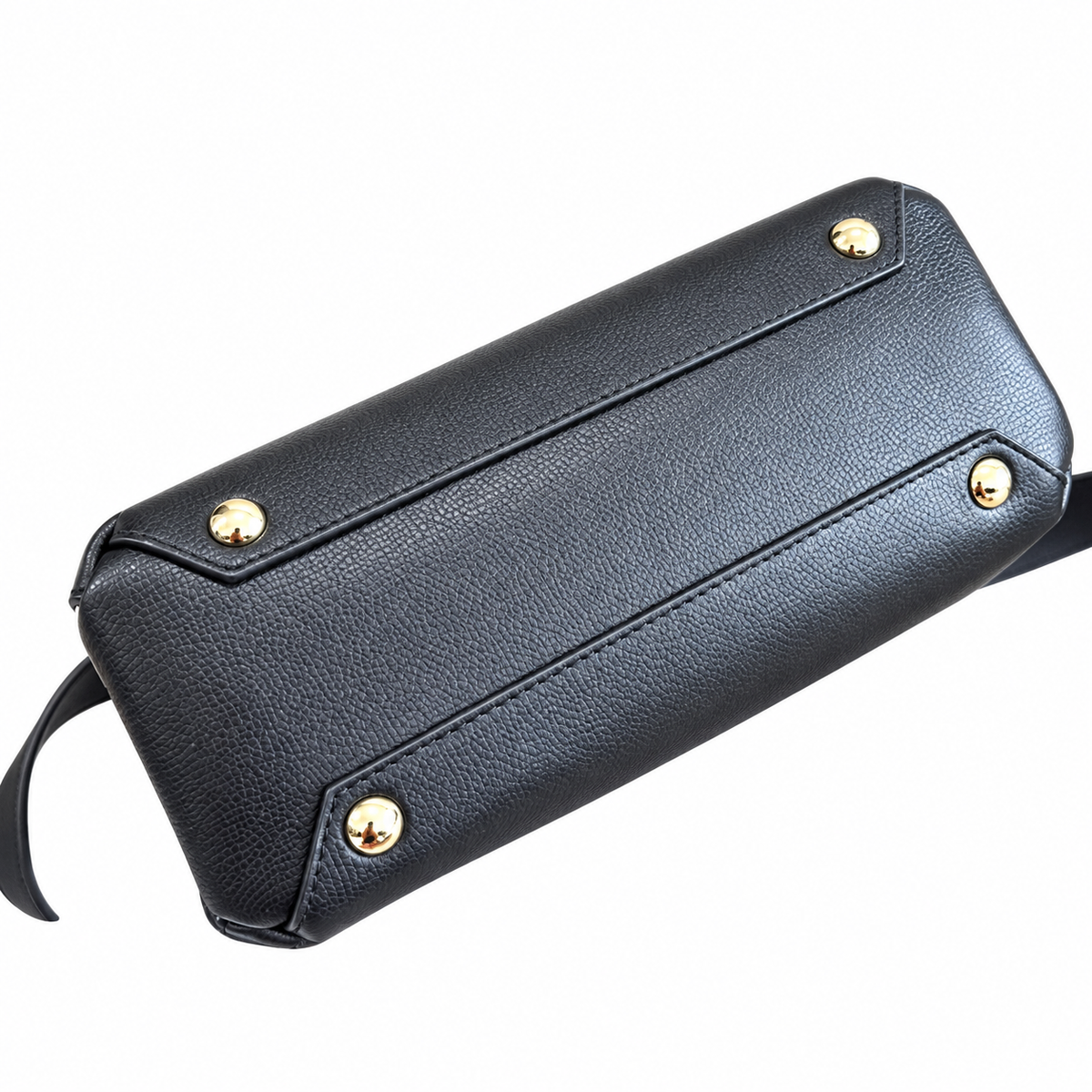 Burberry Versatile Crossbody Bag for Everyday Style