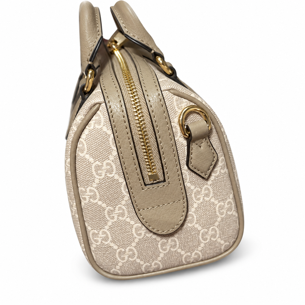 Gucci Savoy Mini Duffle Bag GG Supreme White